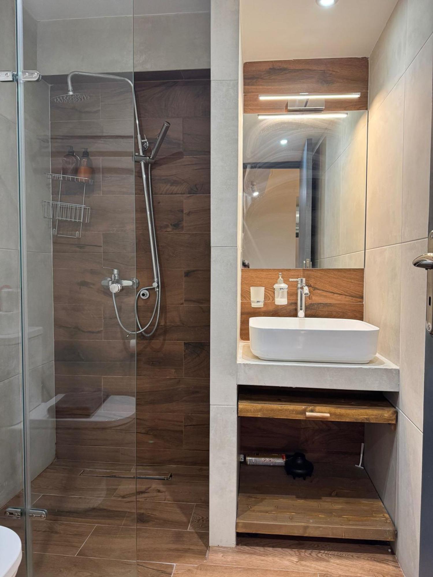 Haris 302 Apartment By Vpn Accomodation Athén Kültér fotó